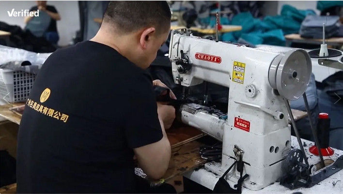 Guangzhou Mingao Leather Goods Co., Ltd. 제조업체의 생산 라인
